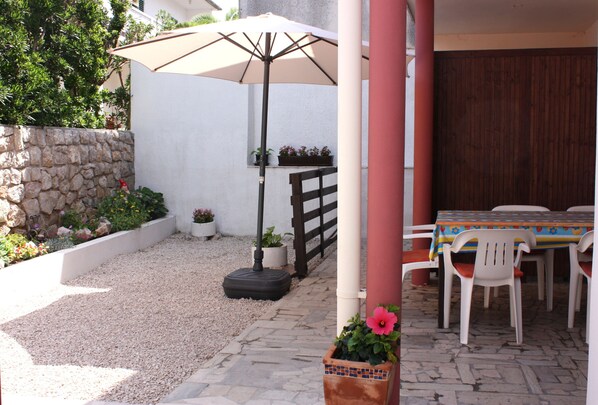 Terrace/patio - Dora Apartments (Pag)