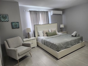 5 chambres, bureau, fer et planche à repasser, accès au Wi-Fi (inclus)