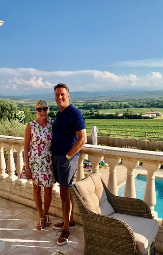 Relax and recharge in this luxury villa with heated pool and stunning views.