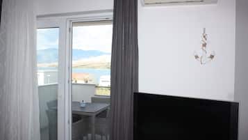 Apartment, 2 Schlafzimmer | Ausblick vom Zimmer