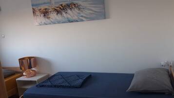 Apartment, 2 Schlafzimmer | 2 Schlafzimmer, kostenloses WLAN, Bettwäsche