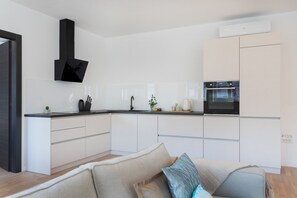 Apartment (2 Bedrooms) | Private kitchen