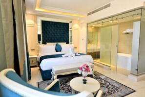 Hypo-allergenic bedding, minibar, in-room safe, desk - Be Inn Hotel (Seeb)