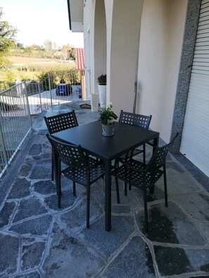 Exterior - Agriturismo RiDaRoca (San Damiano d'Asti)