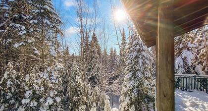 Abgeschiedene HĂŒtte mit 2 Schlafzimmern und Dachboden
