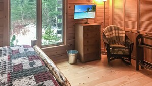 2 室のベッドルーム、デスク、アイロン / アイロン台、WiFi (無料)