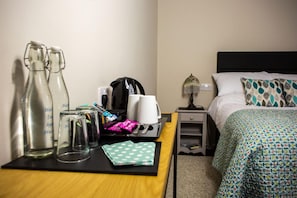 Hypo-allergenic bedding, individually decorated, individually furnished - The Old School House (Haltwhistle)