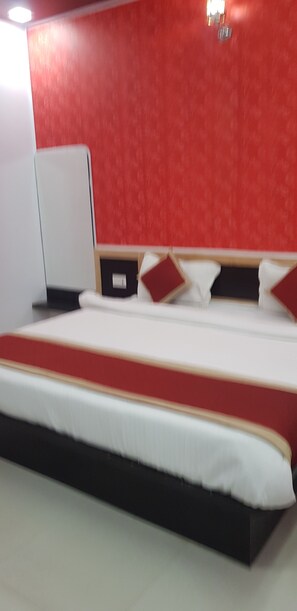 8 habitaciones y wifi 