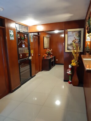 Interior - Aruba Suite Hotel (Lima)