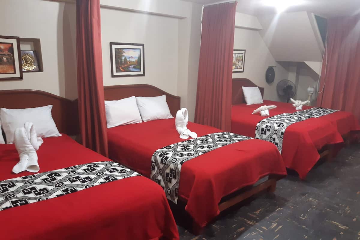 Classic Quadruple Room | Free WiFi