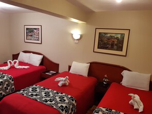 經典三人房 | 免費 Wi-Fi