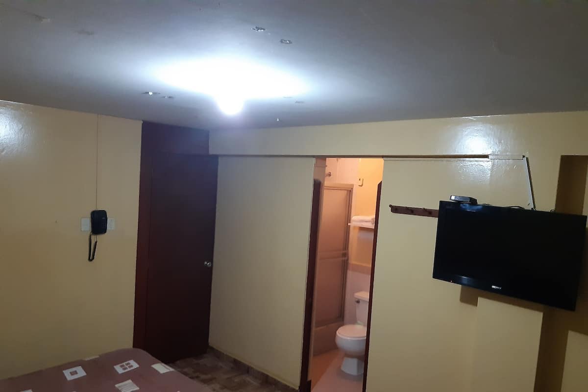 Executive Room | Free WiFi