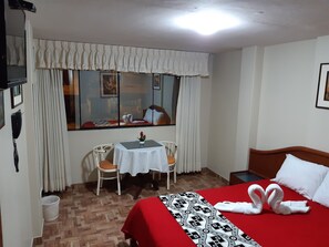 Classic Double Room | Free WiFi - Aruba Suite Hotel (Lima)