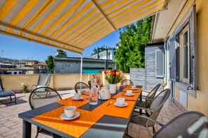 Lejlighed - 3 soveværelser - terrasse | Terrasse/gårdhave