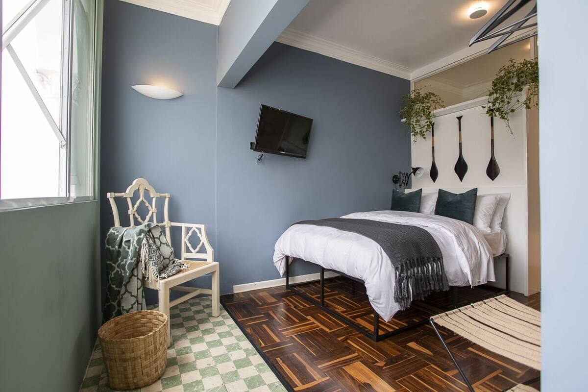 Design Room | In-room safe, soundproofing, WiFi (free), individually decorated