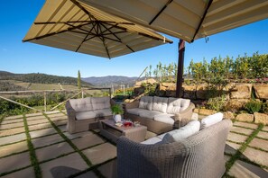 Terrace/patio - VIGNE DEL CHIANTI RESORT (Gaiole in Chianti)