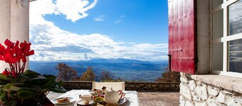 FRALDO HOUSE: YOUR HOLIDAY in a corner of Paradise.