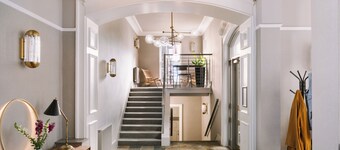 Royal Garden Apartments New Town
