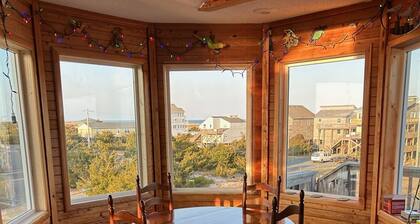 BEACH HAPPY Large Beach House with BODACIOUS VIEWS OF OCEAN AND SOUND