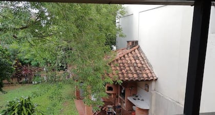 Familiar House. Exelent Location