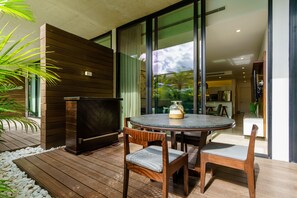 Deluxe Apartment | Balcony view