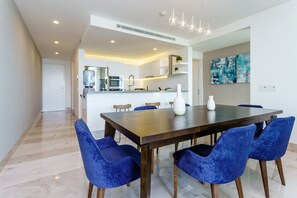 Luxury Apartment | Living area | Flat-screen TV, Netflix - Oceana by Abna (Playa del Carmen)