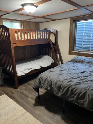 4 habitaciones, wifi y ropa de cama 