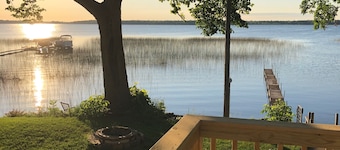 Lake Mary Lake House: Your Perfect Getaway 
License #1977