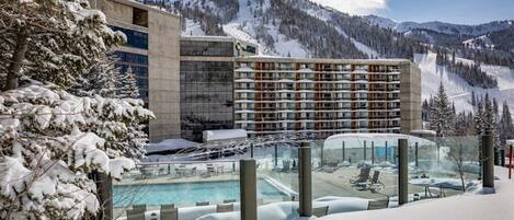 Outdoor pool, a heated pool