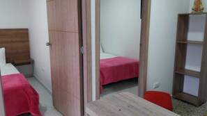 In-room safe, individually decorated, individually furnished, desk - Casamama (Manizales)