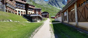 Recently renovated, comfortable apartment at the foot of the ski slopes!