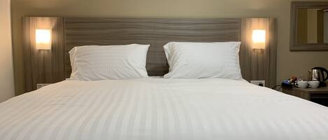 Deluxe tweepersoonskamer | Luxe beddengoed, individueel gedecoreerd, individueel gemeubileerd