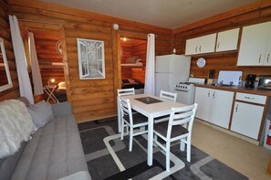 Living area - Cabin #2 - 2 Bedroom Cabin at Delaronde Resort (Big River)