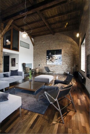 Living area - Appart Lounge + Zouk Love (Prague)