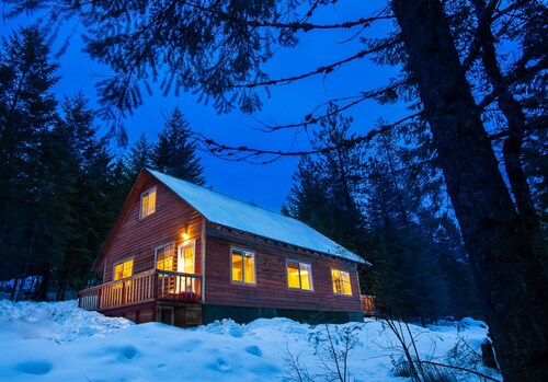 Quiet & comfortable guest house on 20 acre ranch