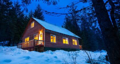 Quiet & comfortable guest house on 20 acre ranch