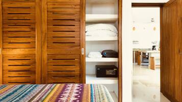 2 bedrooms, in-room safe, travel crib, free WiFi