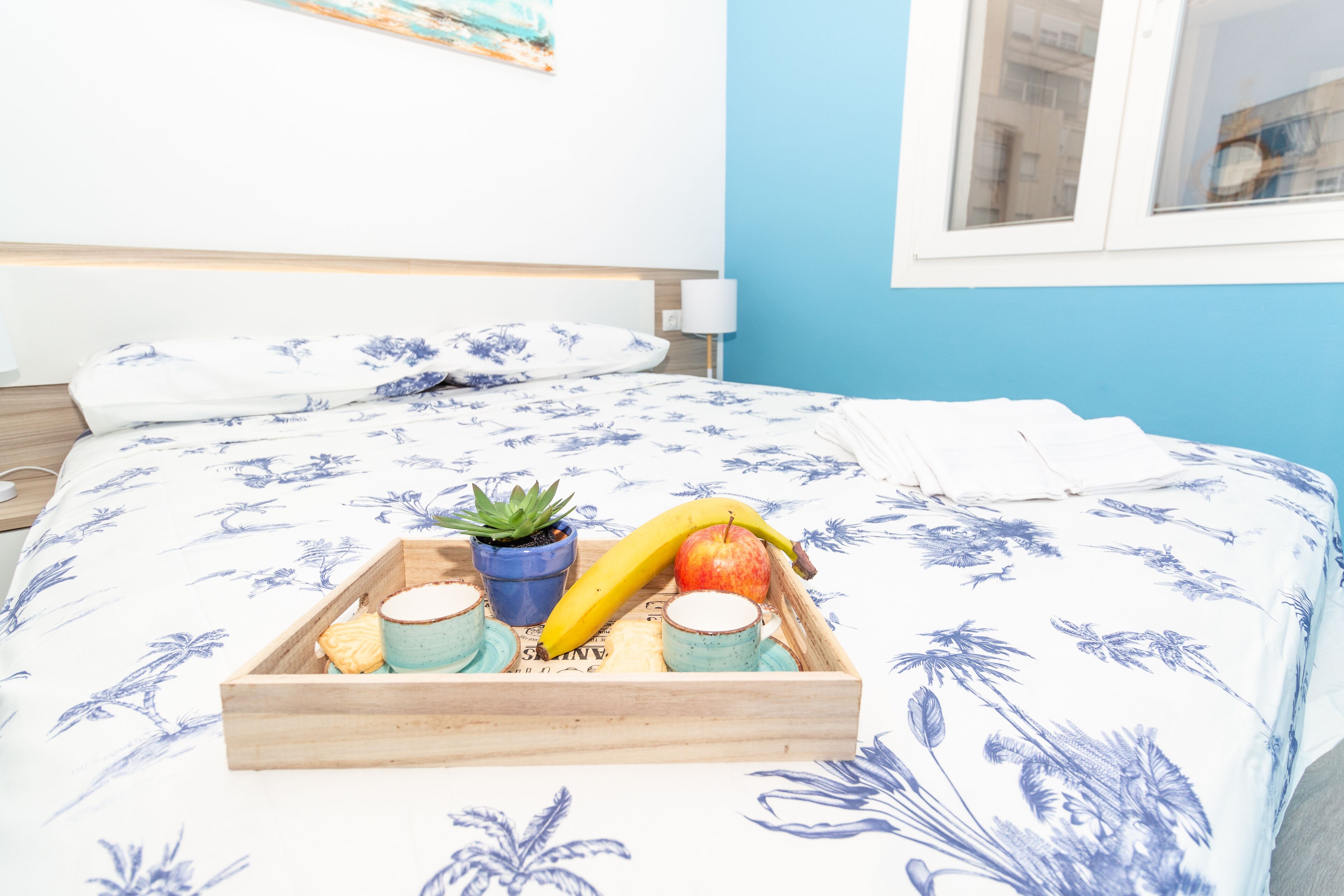 Tabla de planchar con plancha y wifi 