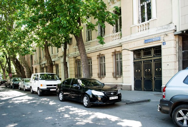 Enceinte de lâhĂ©bergement