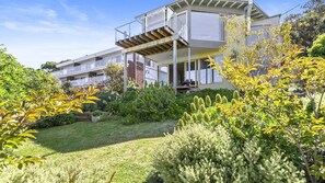 Exterior - Silver Birches - Stroll To Town (Lorne)