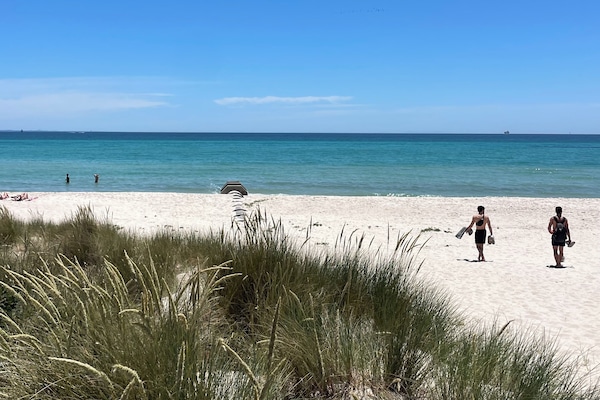 Nær stranden