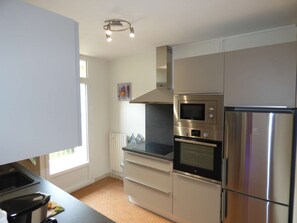 Réfrigérateur, lave-vaisselle