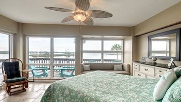 4 chambres, fer et planche à repasser, accès au Wi-Fi (inclus)