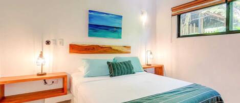 1 bedroom, in-room safe, desk, travel cot