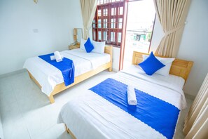 Quarto triplo luxo, vista para a cidade | 2 quartos, frigobar, cofres nos quartos, escrivaninha