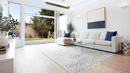Bondi Blue is a Luxury 3-Bedroom Bondi Designer Home