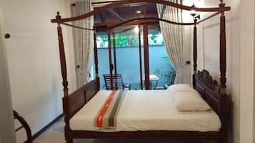 4 bedrooms, WiFi, bed sheets