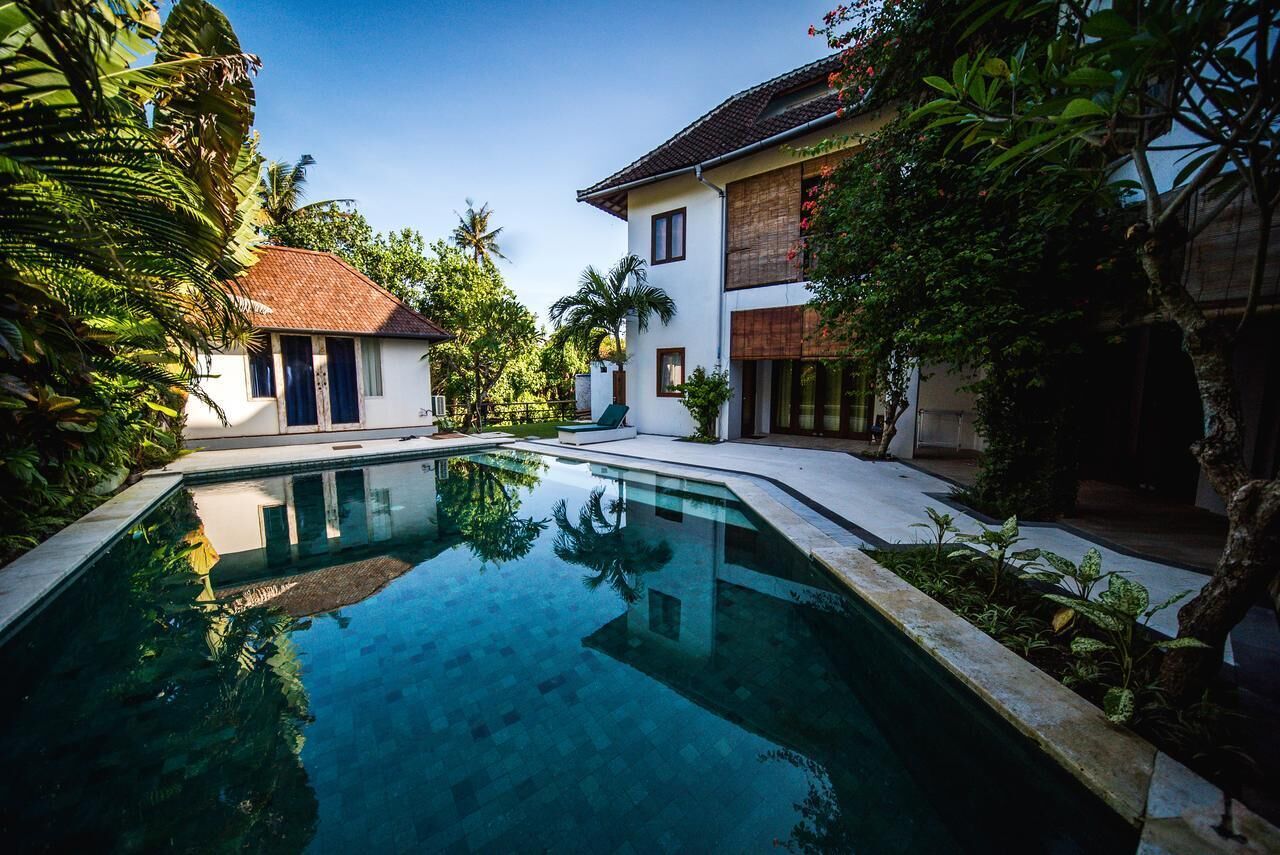 Kolam renang terbuka