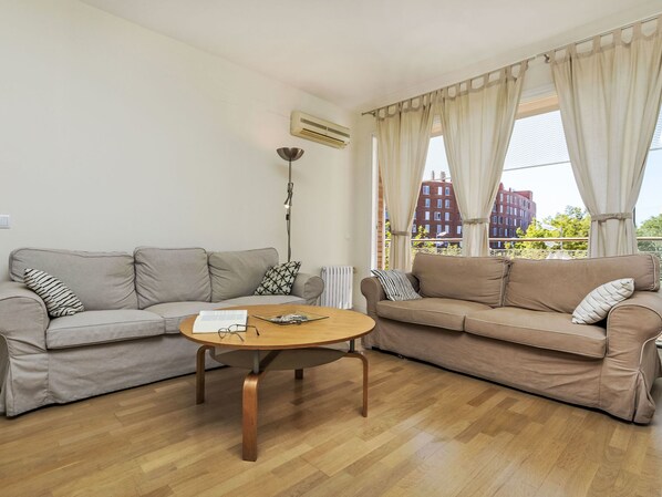 TV, streaming services