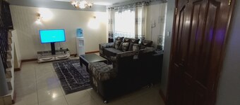 A Lovely 4 Bedroom Maisonette in a Gated Community 15 Minutes from JKI Airport
